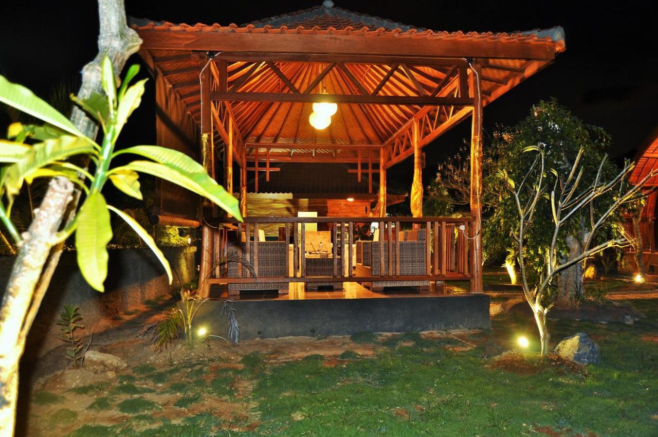 Setilas Bungalows Batununggul Exterior foto