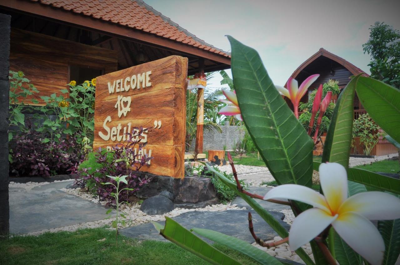 Setilas Bungalows Batununggul Exterior foto
