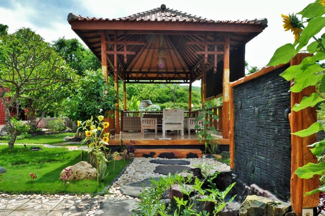 Setilas Bungalows Batununggul Exterior foto
